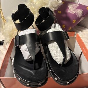 Gianna Bini Black Crowd-Surf Leather Sandals